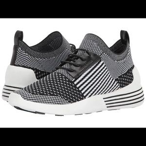 Kendall & Kylie Black and White Brandy Sneakers
